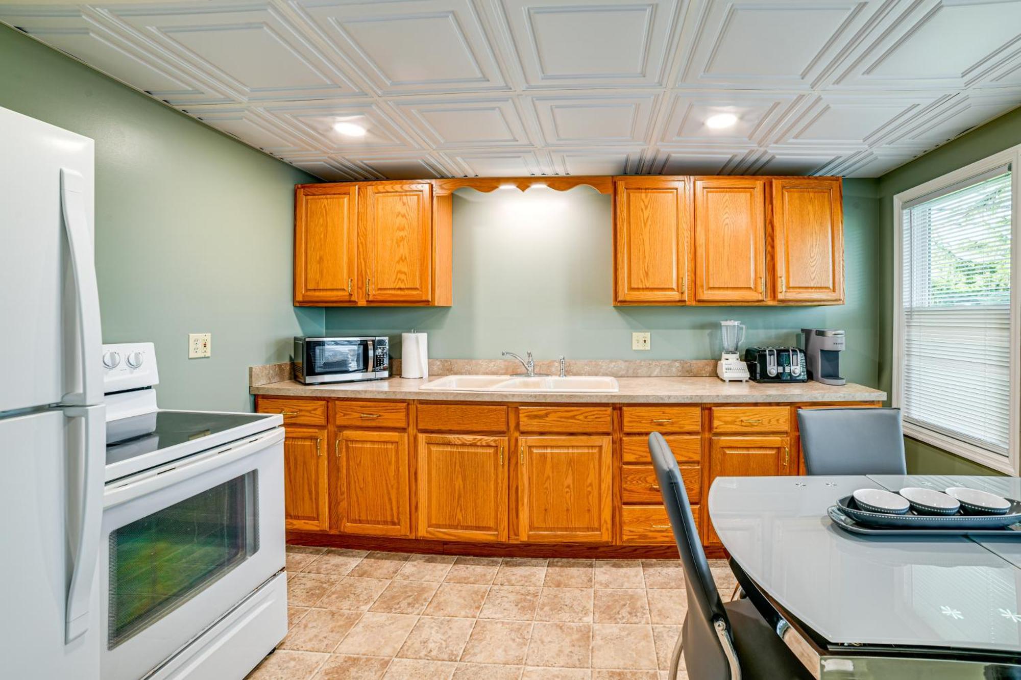 Less Than 2 Mi To Suny Cortland Unit With Private Parking Exterior foto